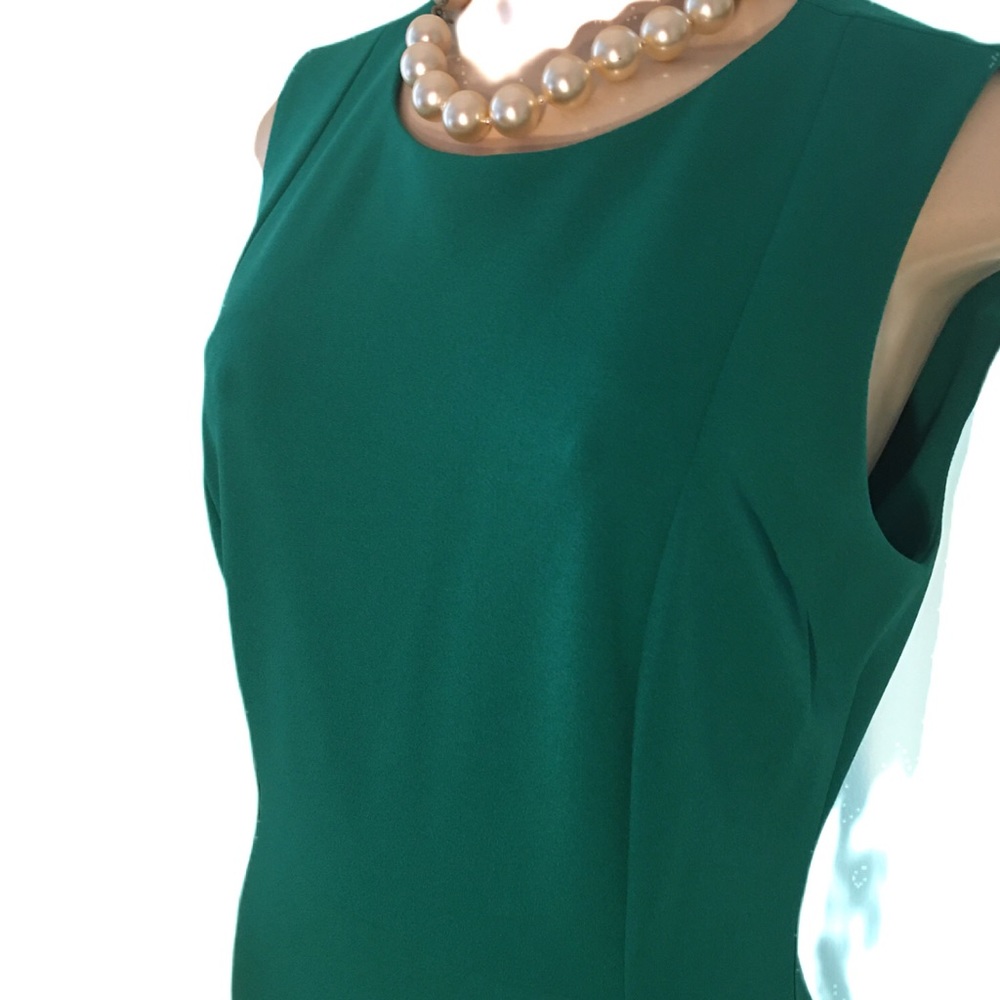 NWT Kelly Green slimming Calvin Klein dress Sz 10